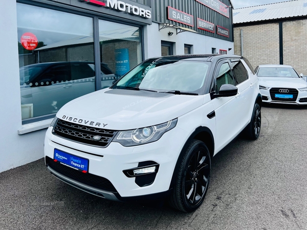 Land Rover Discovery Sport HSE BLACK in Tyrone