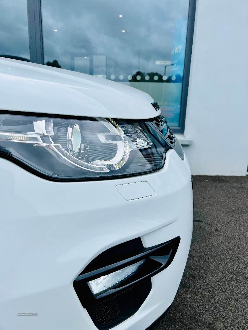 Land Rover Discovery Sport HSE BLACK in Tyrone