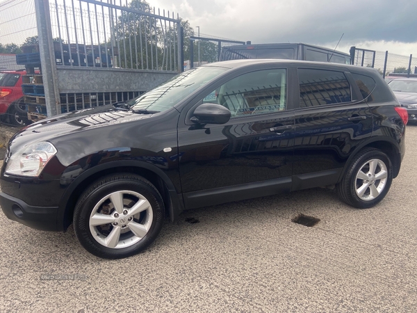 Nissan Qashqai DIESEL HATCHBACK in Antrim