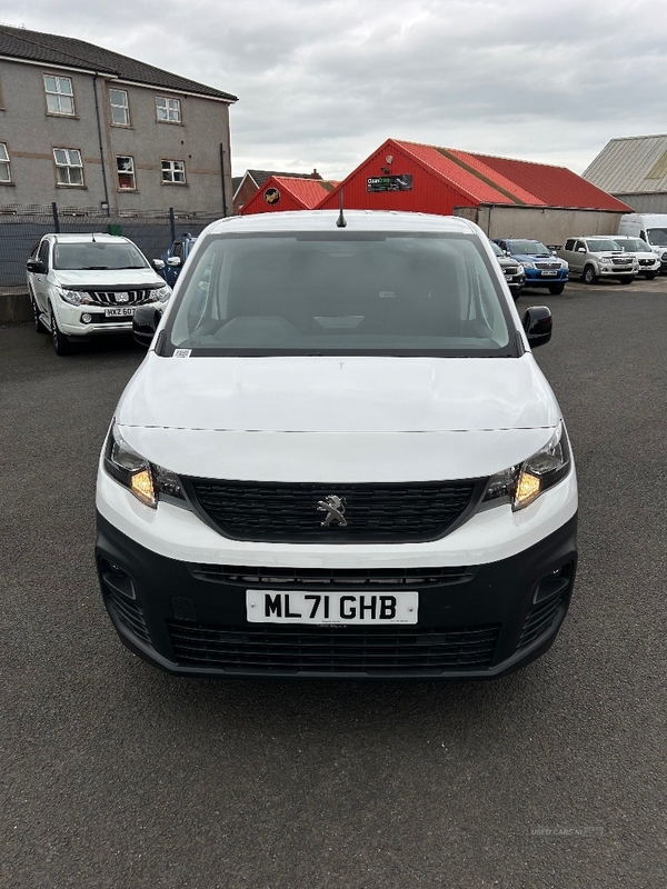 Peugeot Partner 1.5 HDI 100HP 6-SPEED in Antrim