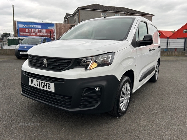 Peugeot Partner 1.5 HDI 100HP 6-SPEED in Antrim