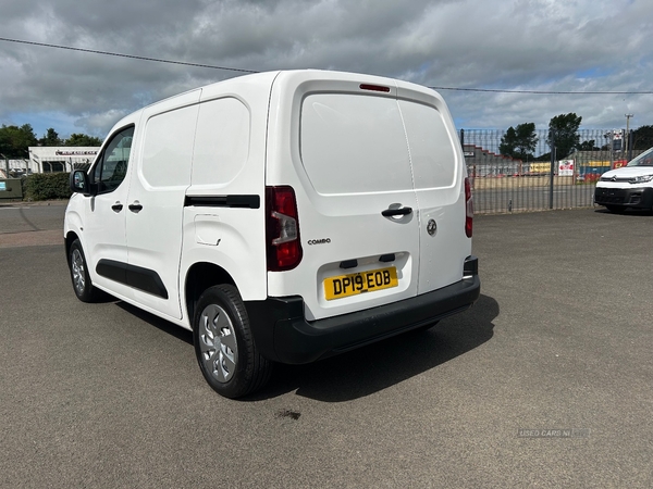 Vauxhall Combo 1.6 TURBO D 100HP EDITION in Antrim