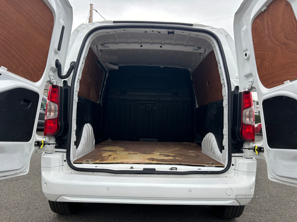 Vauxhall Combo 1.6 TURBO D 100HP SPORTIVE in Antrim