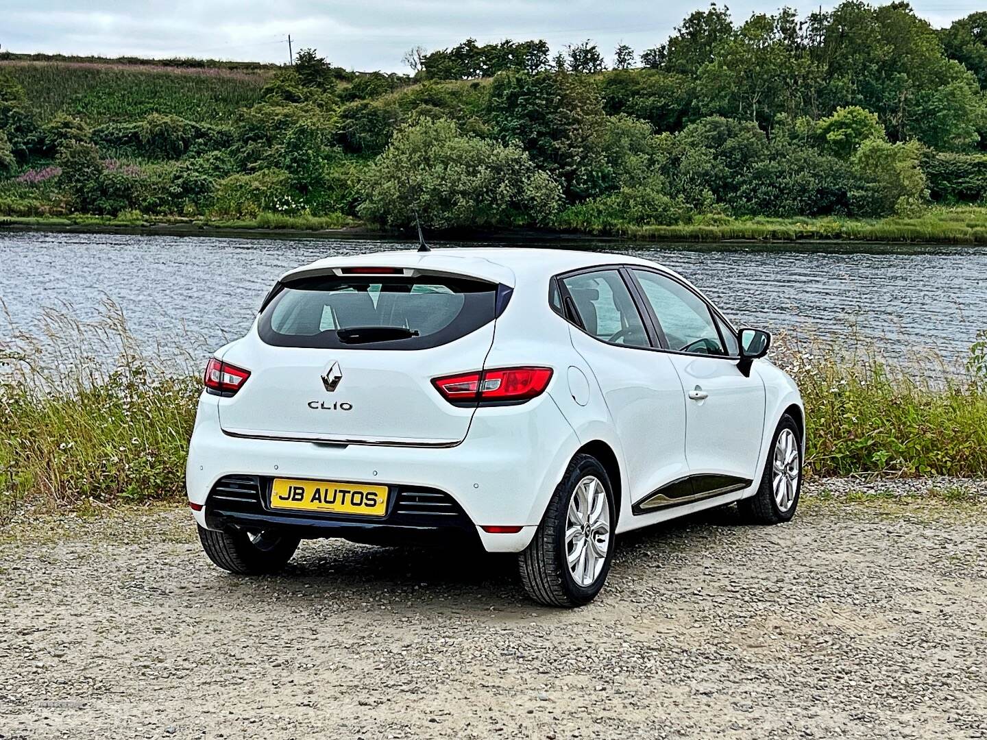 Renault Clio HATCHBACK in Derry / Londonderry