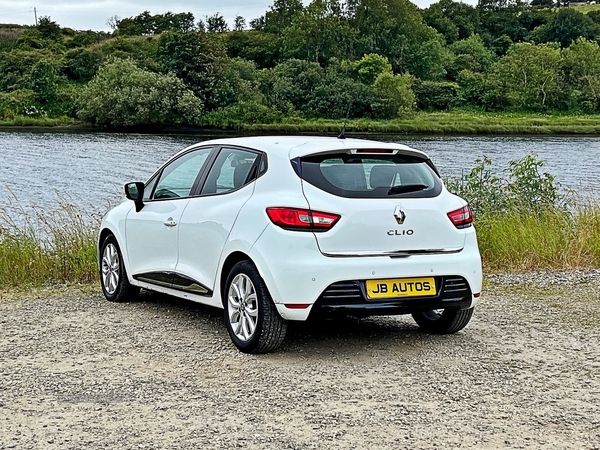 Renault Clio HATCHBACK in Derry / Londonderry