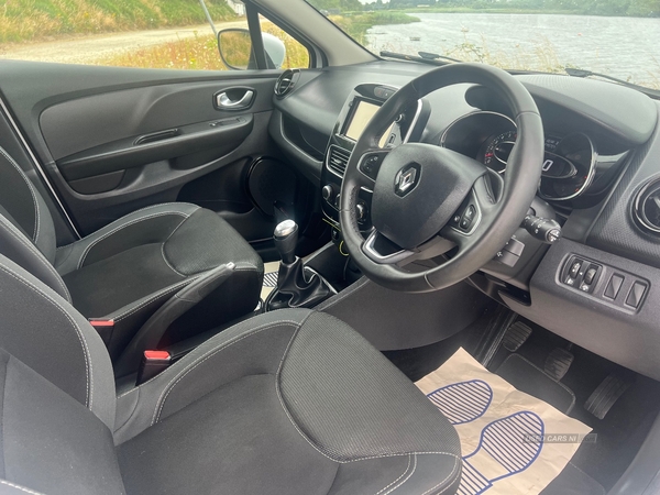 Renault Clio HATCHBACK in Derry / Londonderry