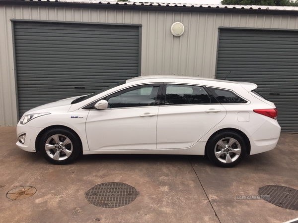 Hyundai i40 DIESEL TOURER in Tyrone