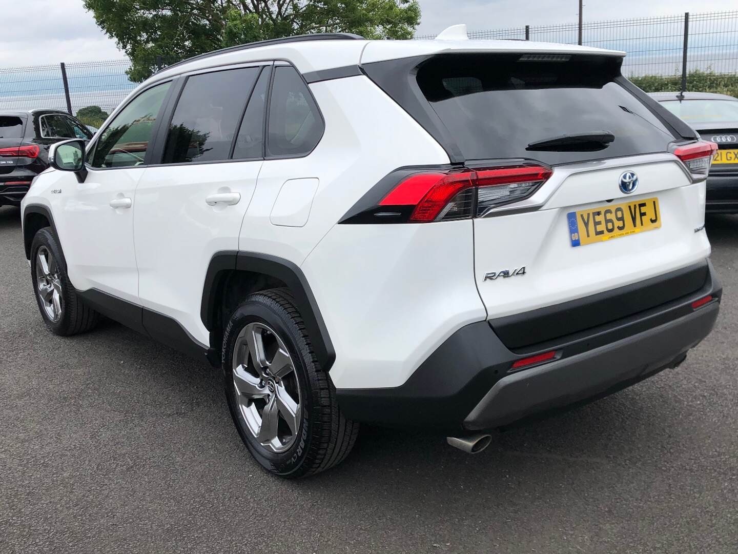 Toyota RAV4 ESTATE in Derry / Londonderry