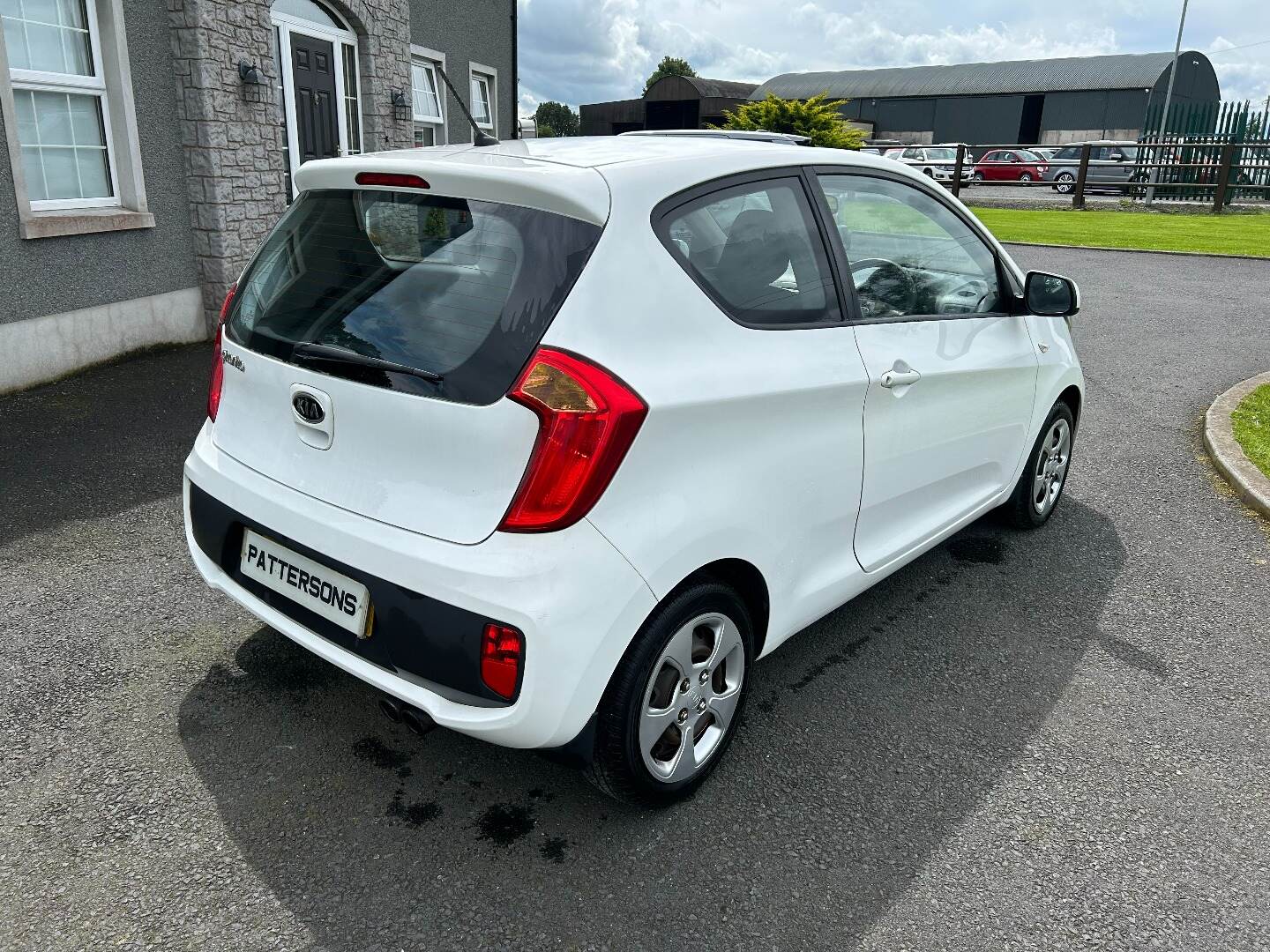 Kia Picanto HATCHBACK in Armagh