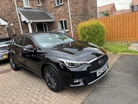 Infiniti Q30 1.5d SE 5dr DCT [Business Pack] in Down