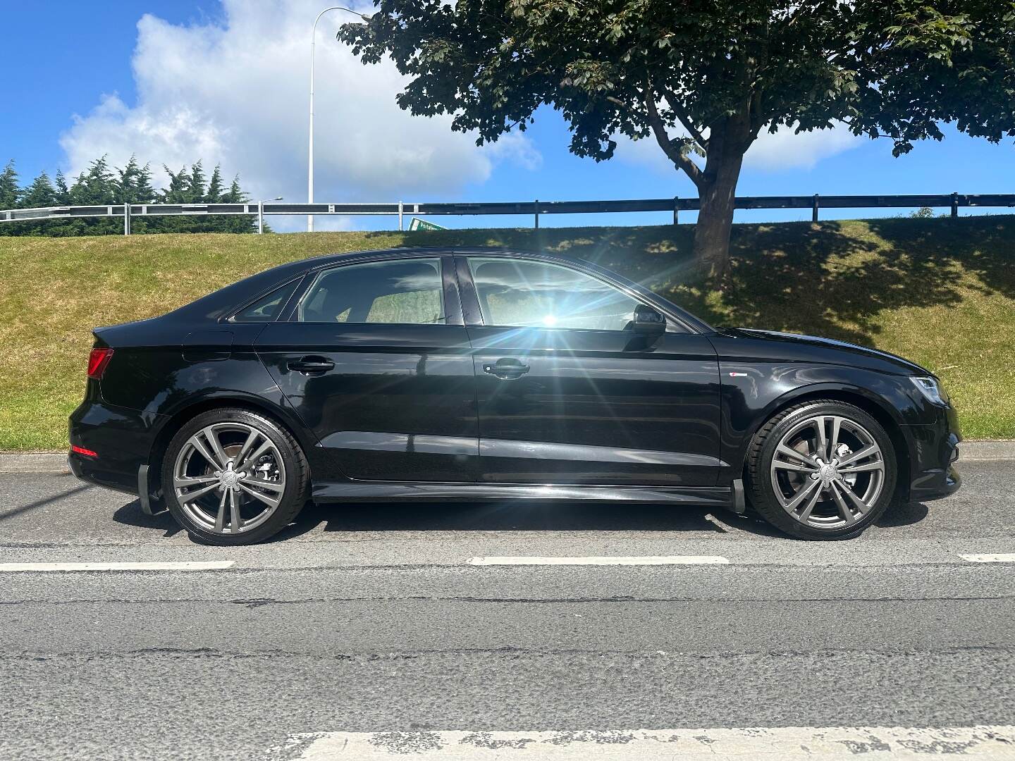 Audi A3 SALOON in Down