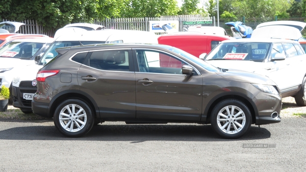 Nissan Qashqai DIESEL HATCHBACK in Derry / Londonderry