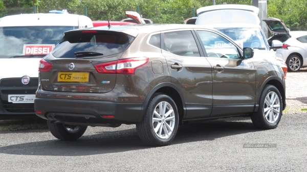 Nissan Qashqai DIESEL HATCHBACK in Derry / Londonderry