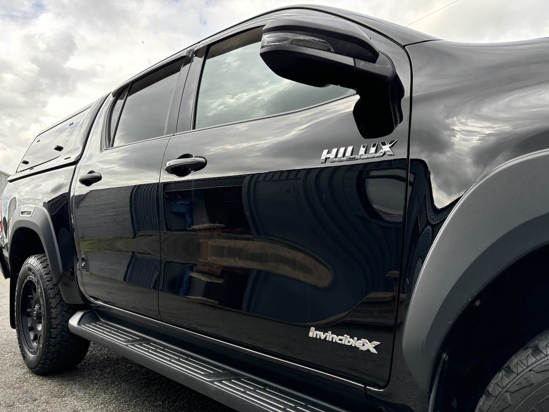 Toyota Hilux DIESEL in Down