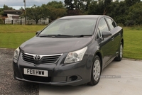 Toyota Avensis 2.0 D-4D T2 4dr in Down