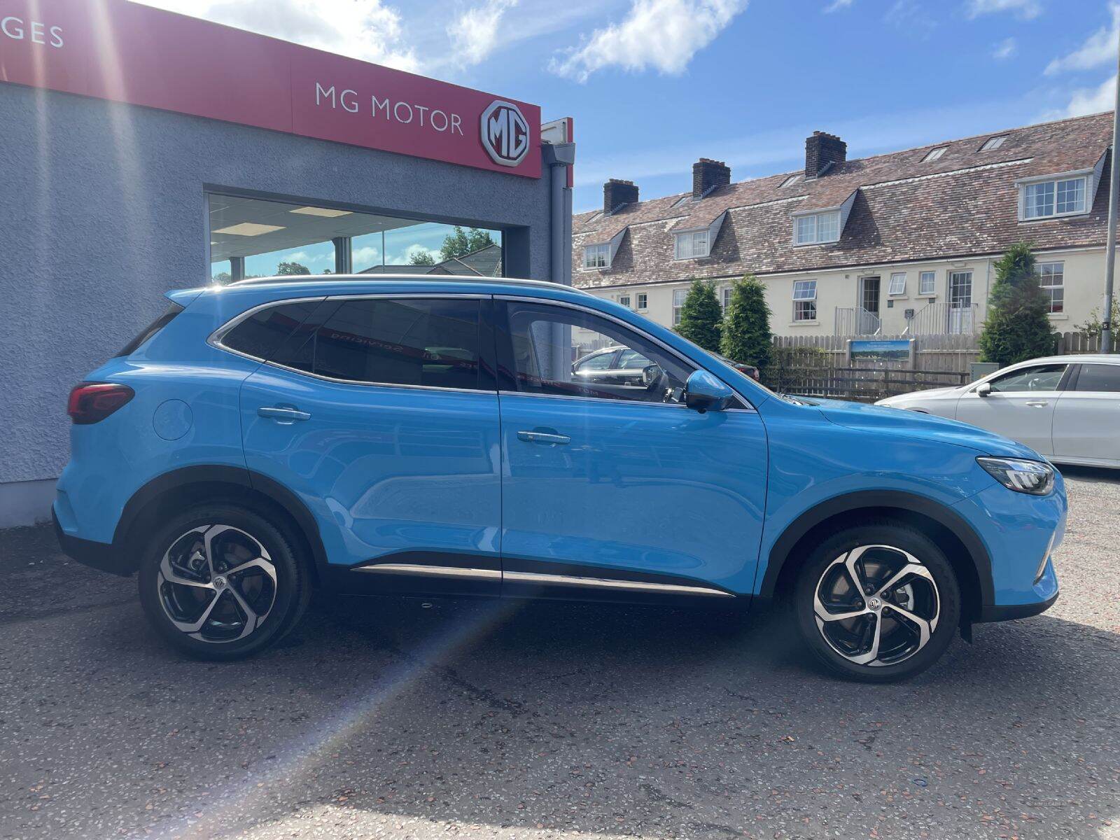 2024 MG MG HS Trophy