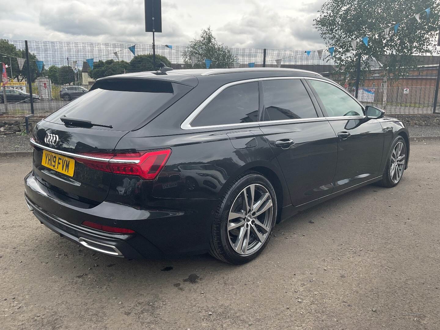 Audi A6 DIESEL AVANT in Antrim