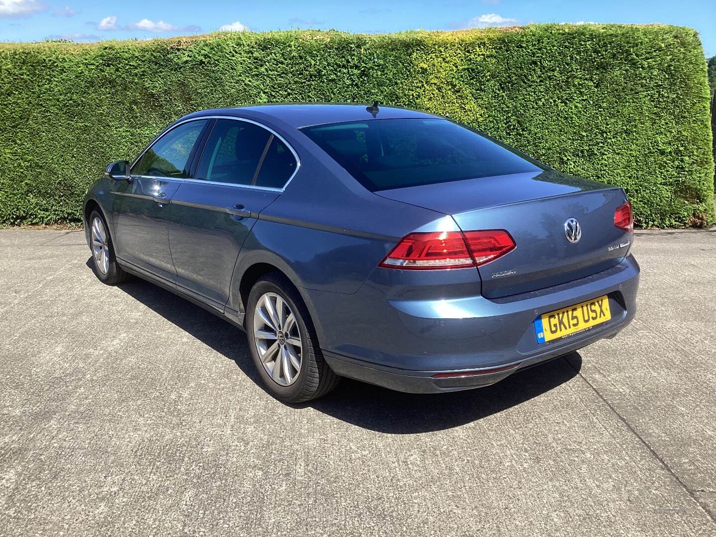 Volkswagen Passat DIESEL SALOON in Down