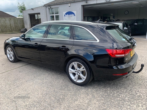 Audi A4 DIESEL AVANT in Down