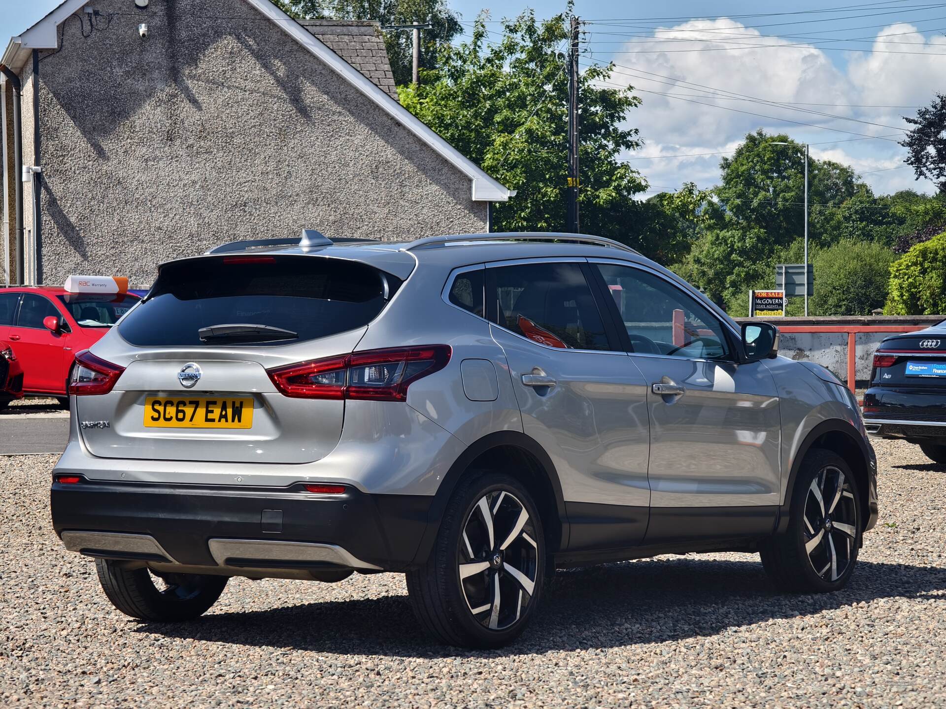 Nissan Qashqai DIESEL HATCHBACK in Fermanagh