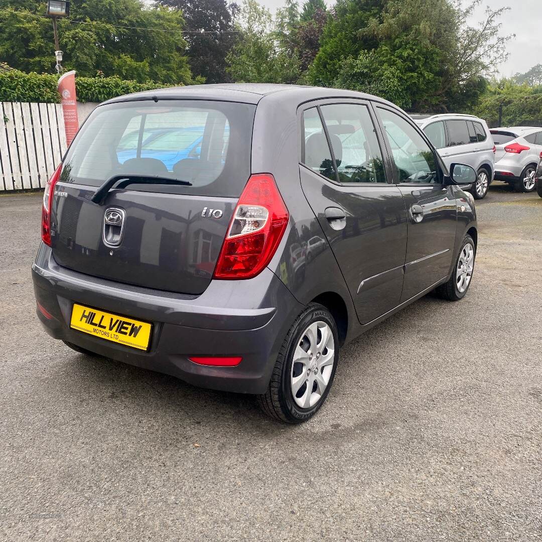 Hyundai i10 HATCHBACK in Down