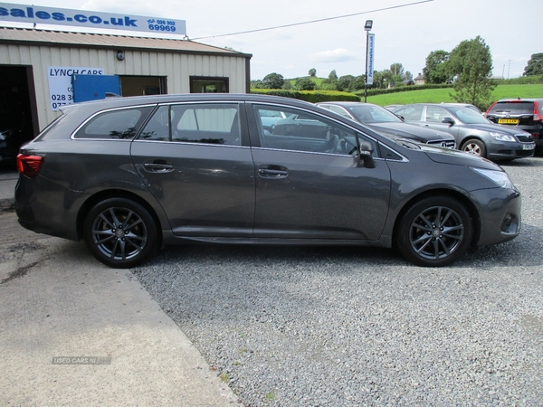 Toyota Avensis DIESEL TOURING SPORT in Down