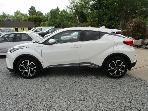 Toyota C-HR HATCHBACK in Down