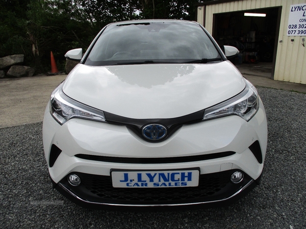 Toyota C-HR HATCHBACK in Down