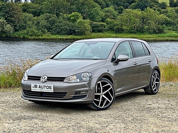 Volkswagen Golf DIESEL HATCHBACK in Derry / Londonderry