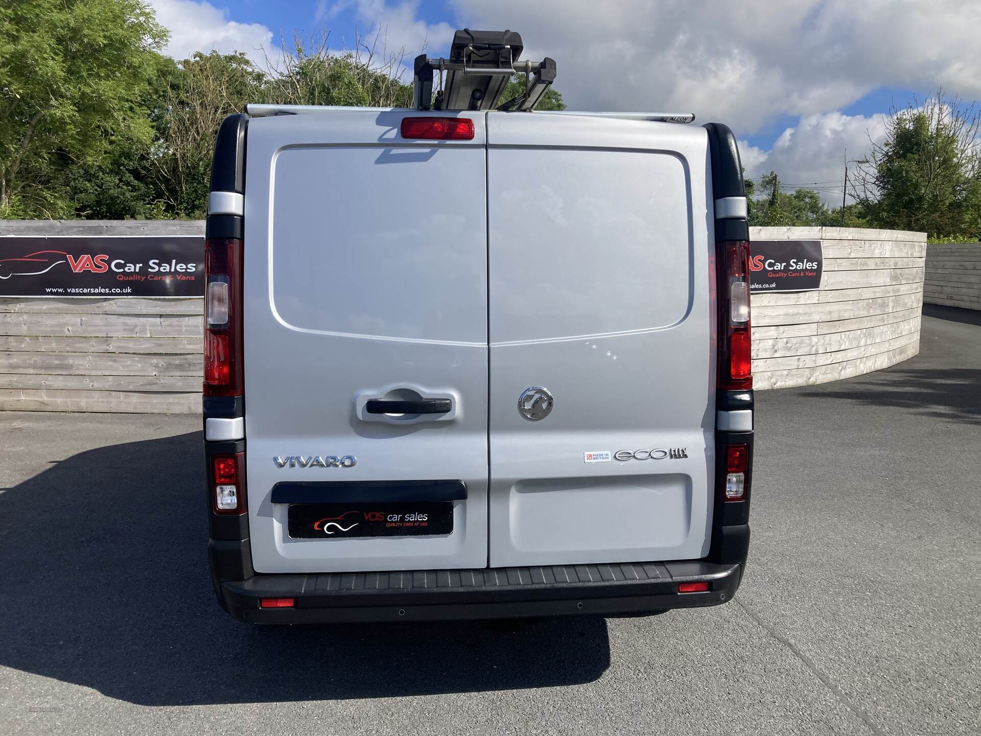 Vauxhall Vivaro L1 DIESEL in Down