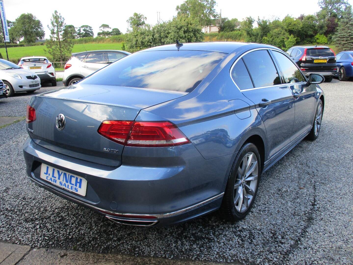 Volkswagen Passat DIESEL SALOON in Down