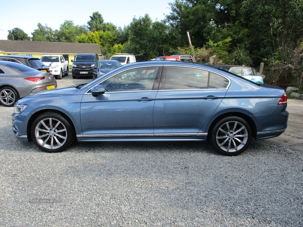 Volkswagen Passat DIESEL SALOON in Down