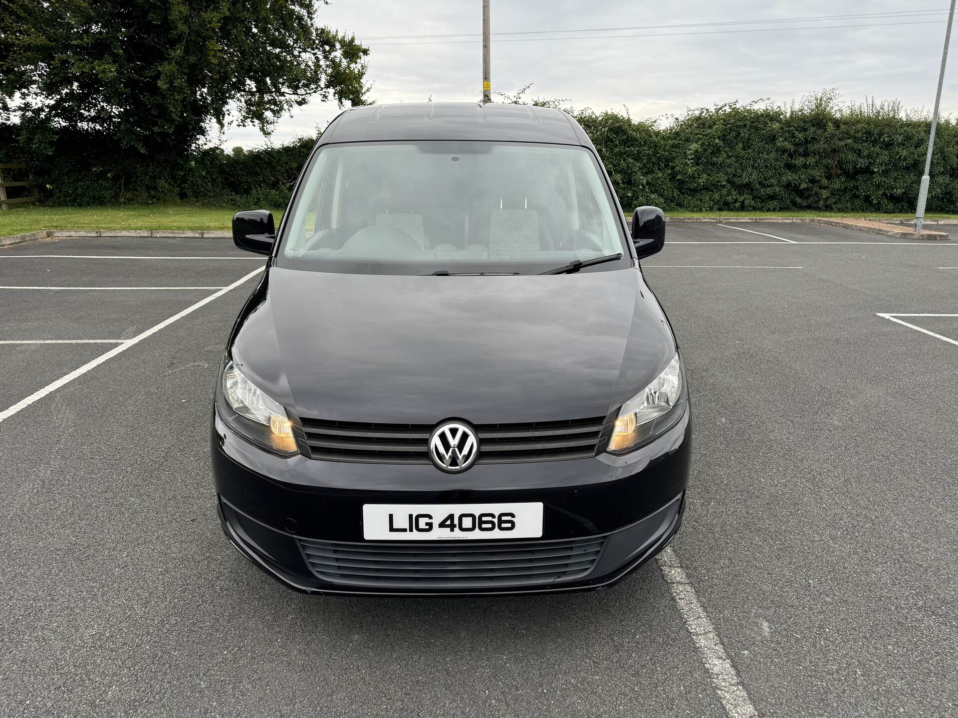 Volkswagen Caddy C20 DIESEL in Down