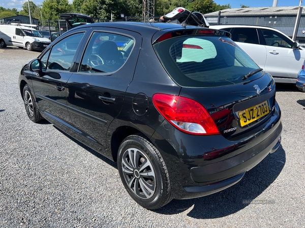 Peugeot 207 HATCHBACK in Down