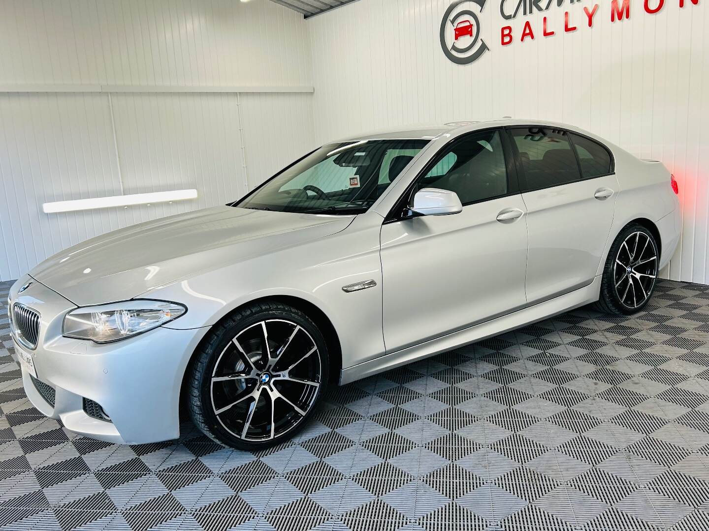 BMW 5 Series DIESEL SALOON in Antrim