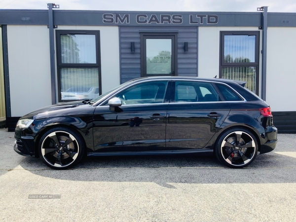 Audi A3 SPORTBACK in Down