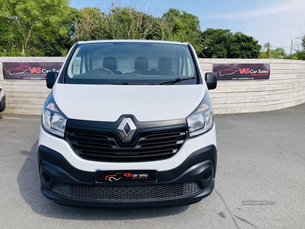 Renault Trafic LWB DIESEL in Down