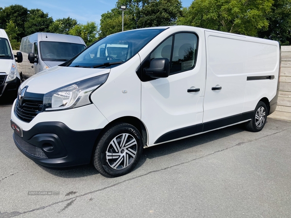 Renault Trafic LWB DIESEL in Down