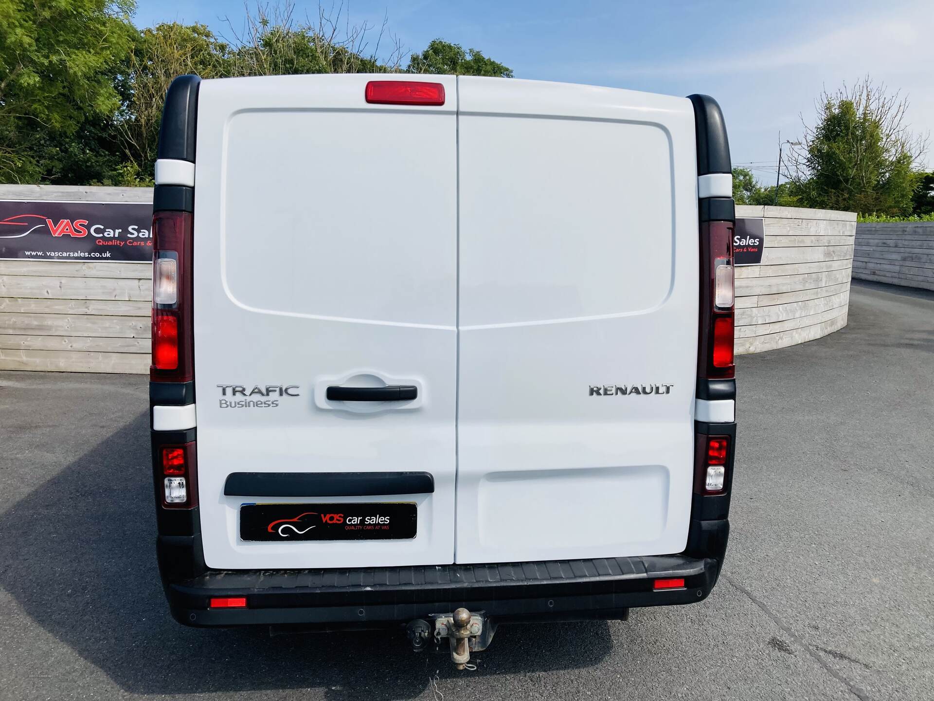 Renault Trafic LWB DIESEL in Down