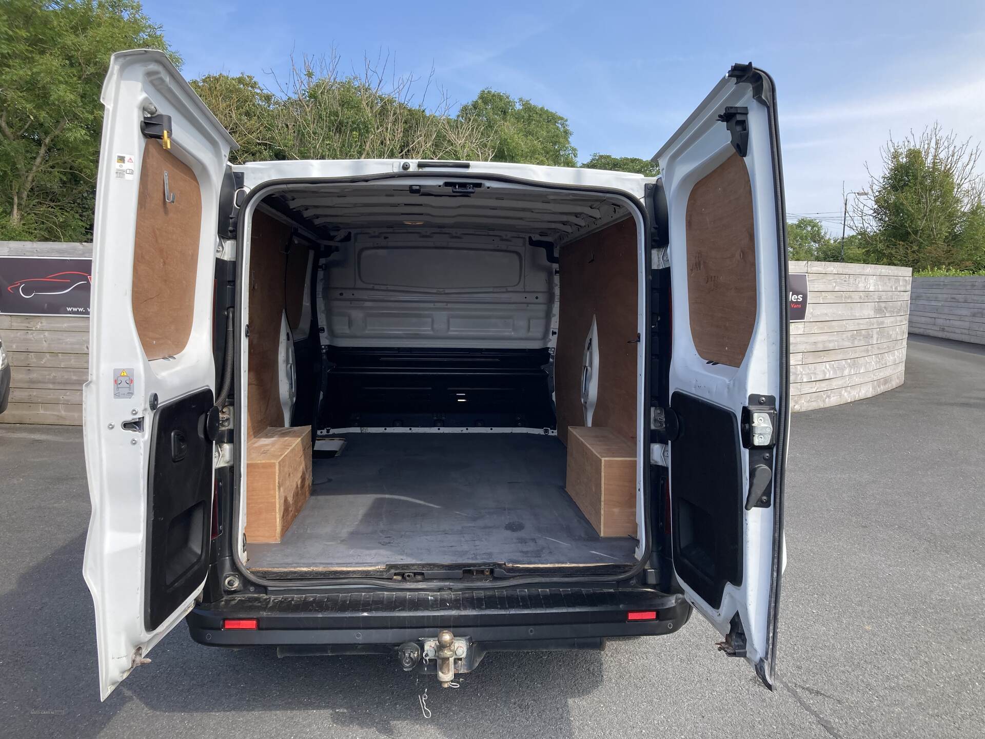 Renault Trafic LWB DIESEL in Down