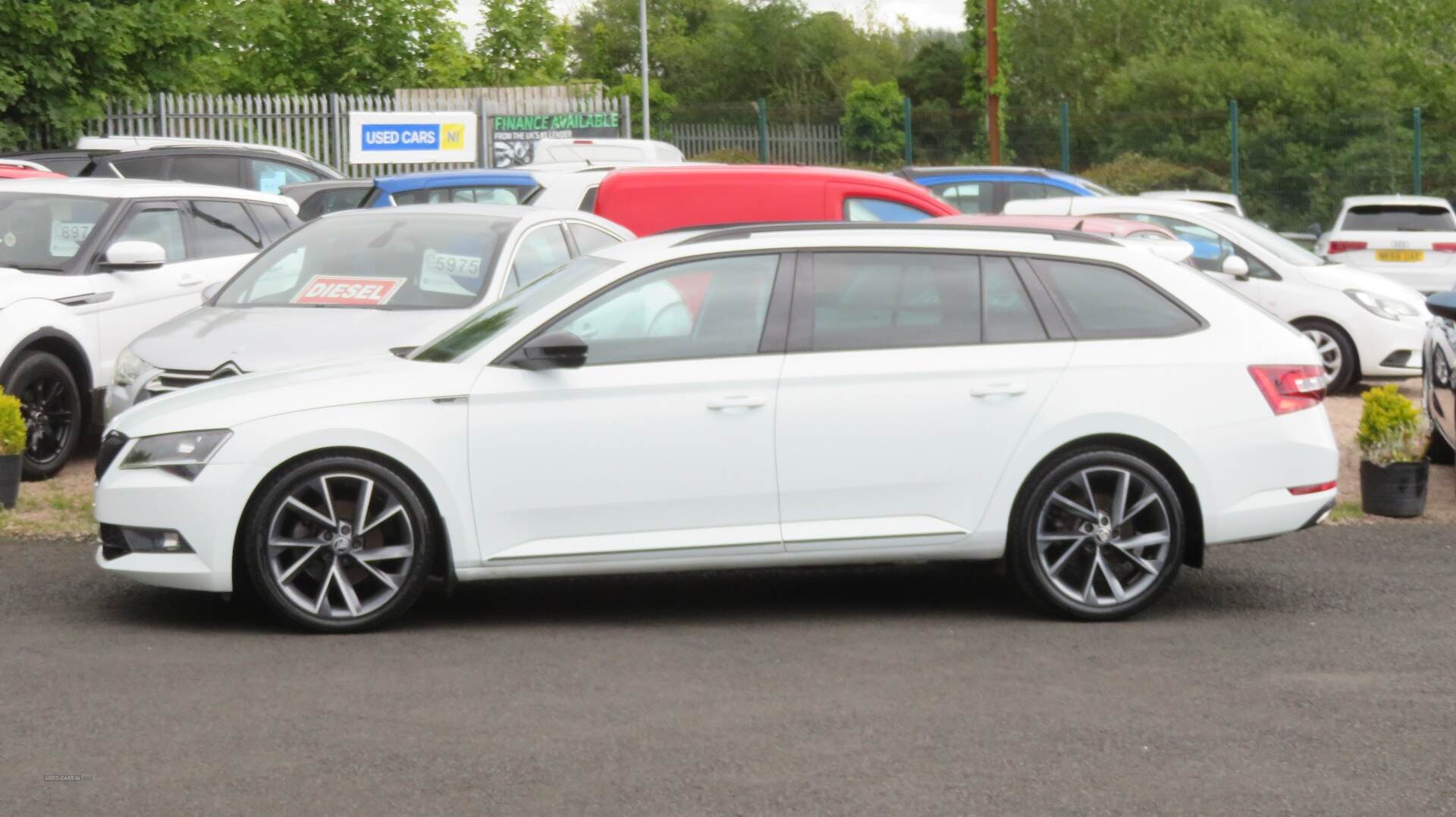 Skoda Superb DIESEL ESTATE in Derry / Londonderry