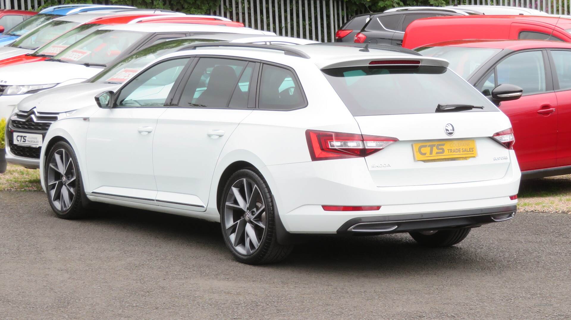 Skoda Superb DIESEL ESTATE in Derry / Londonderry