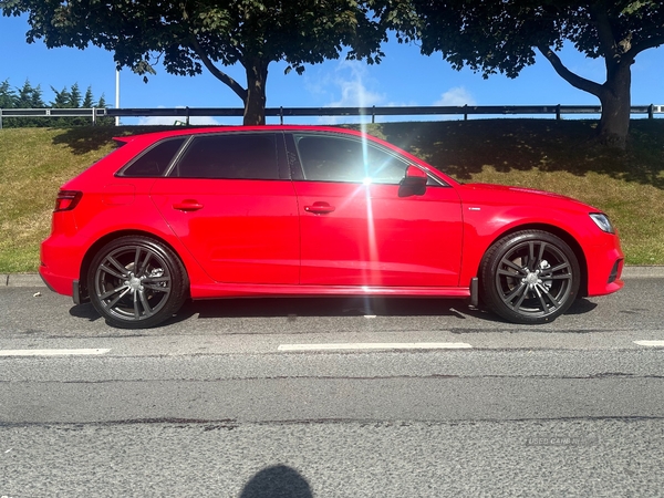 Audi A3 SPORTBACK in Down