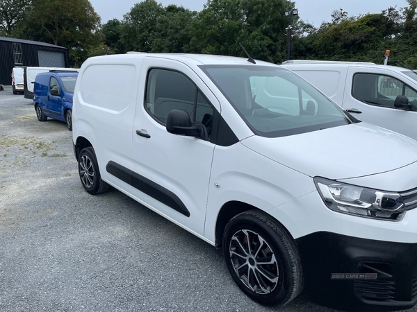 Citroen Berlingo 1000 EN-PRISE BH in Down