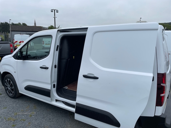 Citroen Berlingo 1000 EN-PRISE BH in Down