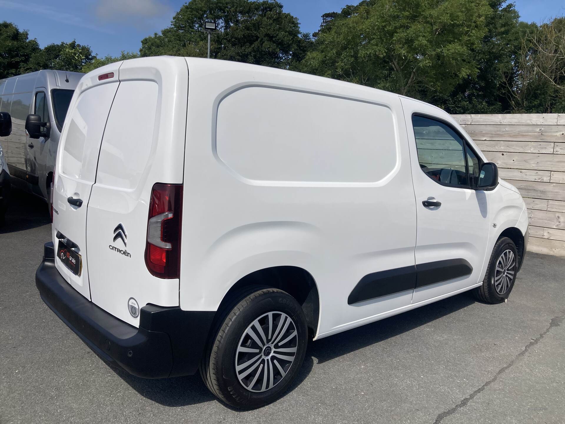 Citroen Berlingo M DIESEL in Down