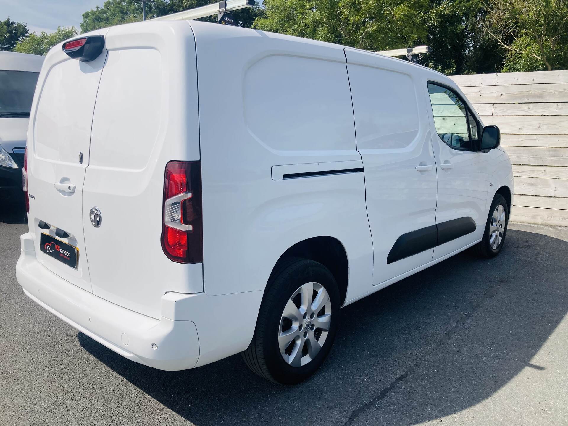 Vauxhall Combo CARGO L2 DIESEL in Down