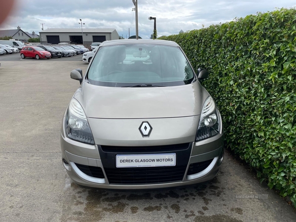 Renault Scenic DIESEL ESTATE in Tyrone