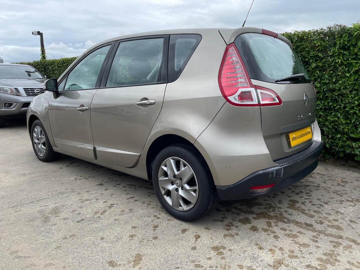 Renault Scenic DIESEL ESTATE in Tyrone