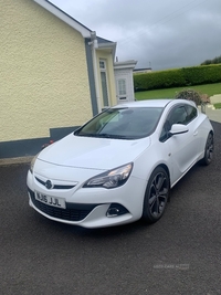 Vauxhall Astra GTC 1.6 CDTi 16V ecoFLEX 136 Limited Edition 3dr in Derry / Londonderry